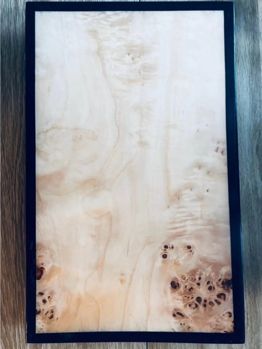 La Rebelde Lacquered Burled Wood Sushi Tray with Black Frame